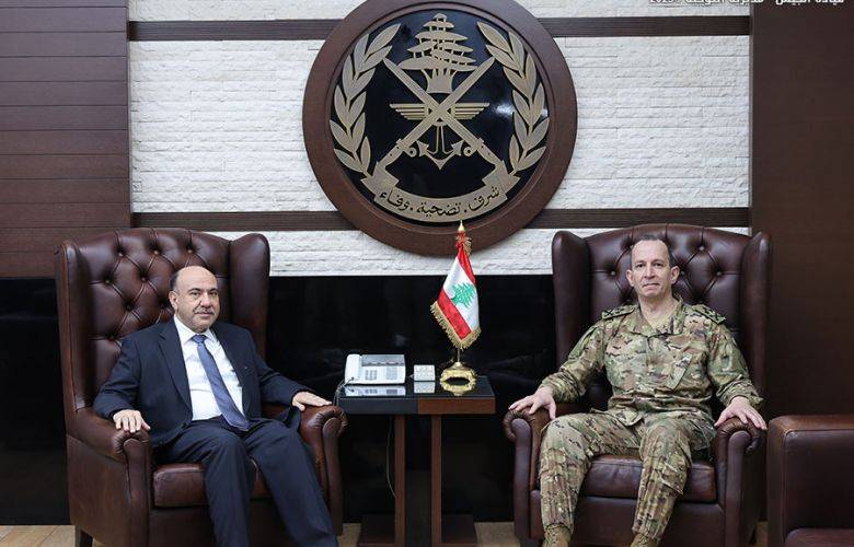 استقبل السفيرين التركي والأردني
قائد الجيش بحث مع سلّوم
 تحصين الأمن الصحّي للمواطن