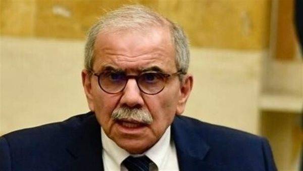 سلام يحاول تقليل الخسائر... وتحالفات على «القطعة»