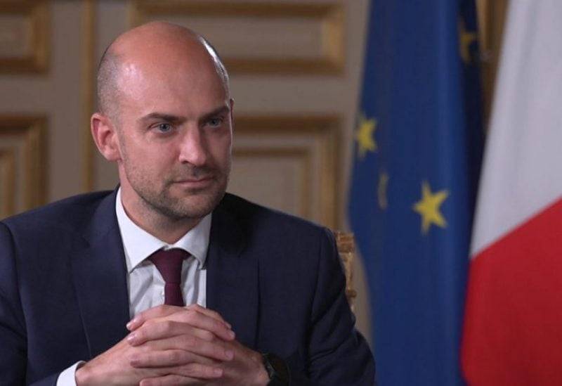 بارو: نتابع بقلق تصاعد الضربات الإسرائيلية