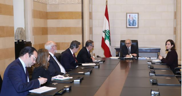 استقبل مفتي طرابلس ووفدا من البنك الأوروبي وبلاسخارت
سلام: الحكومة ماضية في تطبيق برنامج الإصلاح
وإقرار مشاريع قوانين تخوّل لبنان الاتفاق مع صندوق النقد