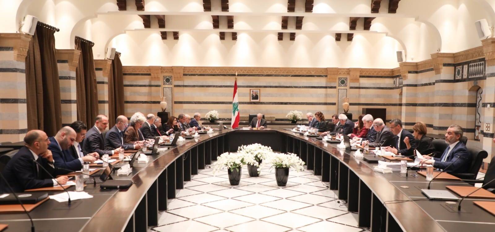 مجلس الوزراء يقرّ مرسوم تعويض العاملين في التربية