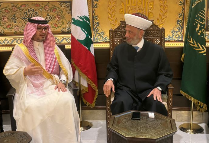 بخاري: قوّة لبنان في وحدته الوطنيّة