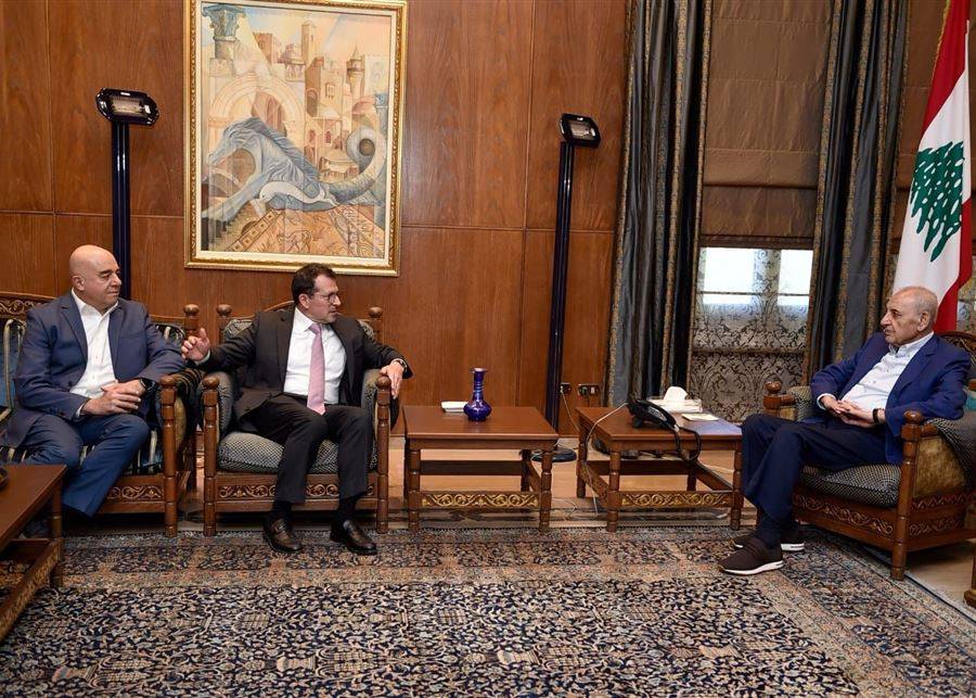 بري بحث مع شحادة المستجدات وشؤوناً تشريعة
طرابلسي: لا جلسة تشريعيّة لتأجيل الانتخابات