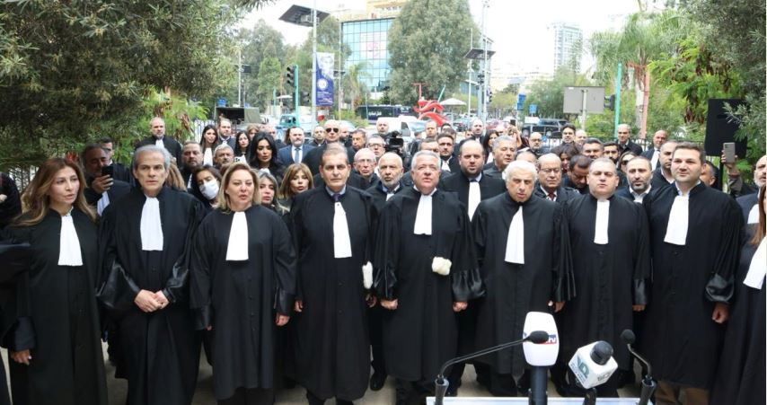 نقابة المحامين أحيت الذكرى الـ50 للحرب اللبنانيّة بمسيرة
مصري: لتخليد ذكرى الشهداء واستخلاص العبر