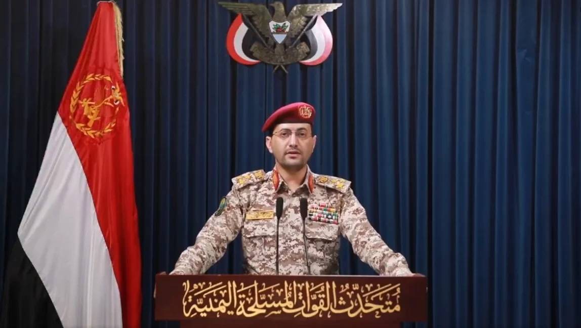 بالمسيّرات والصواريخ... اليمن يستهدف حاملة الطائرات الأميركية 