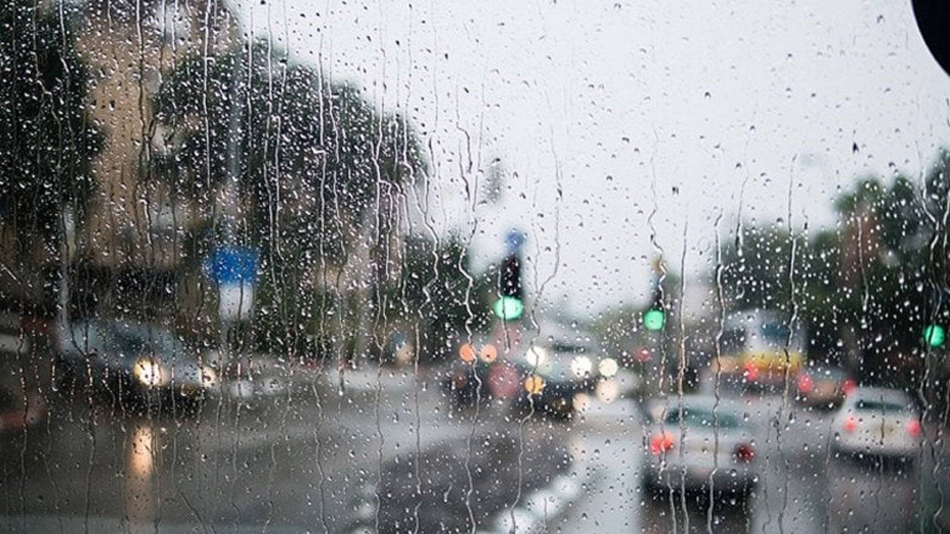 طقس متقلب وماطر أحياناً... إلى متى يستمر؟