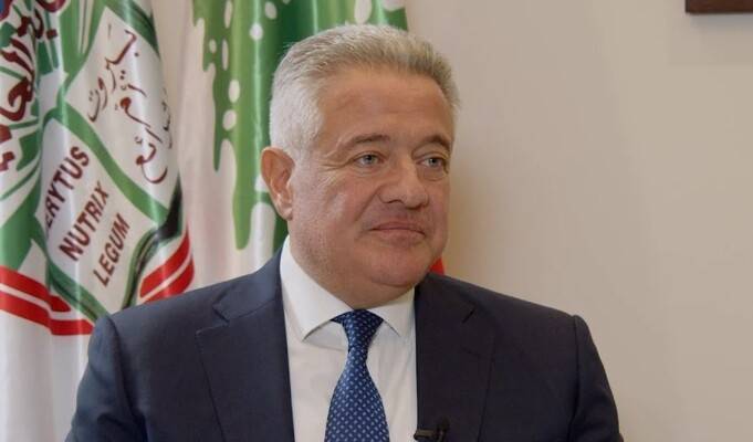 نقيب المحامين: الاكتظاظ بسجن رومية تجاوز الـ60%
وعلى الحكومة أخذ قرار بتسريع وتيرة المحاكمات
