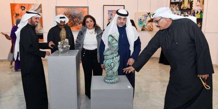 معرض الربيع التشكيلي ينطلق في الكويت