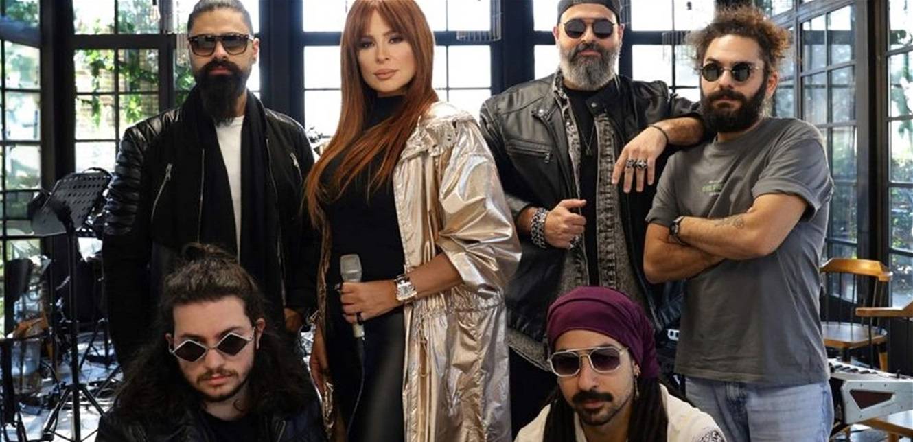 كارول سماحة تغني ألبومها الجديد من المنزل