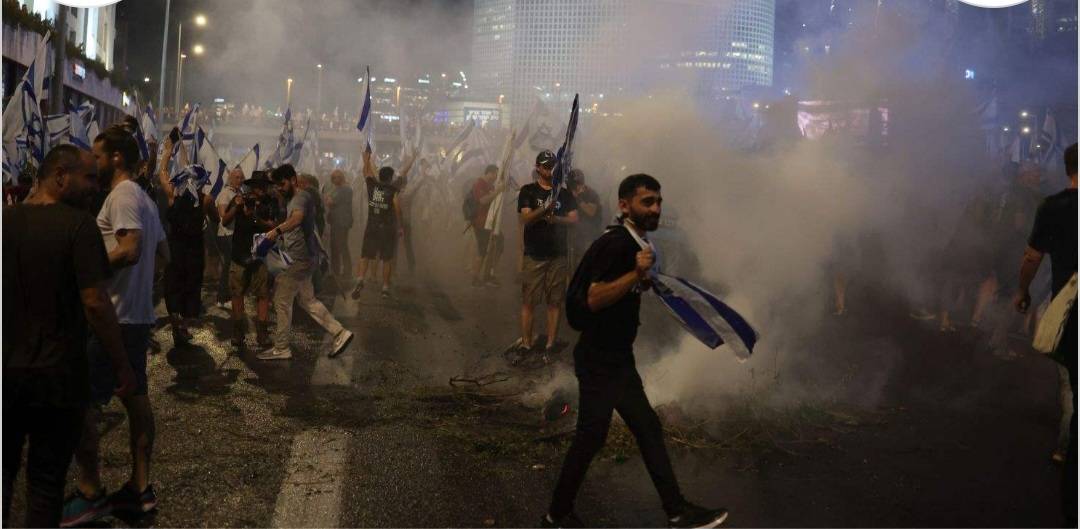 عودة التظاهرات إلى تل ابيب.. و"الوقت ينفد"!