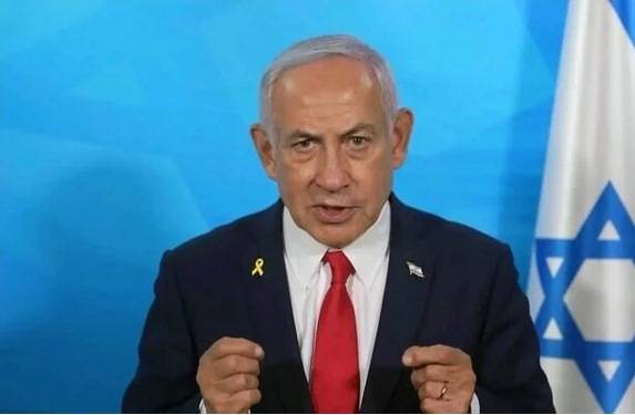 السوبرمان "اليهودي" الذي يُنقذ البشريّة