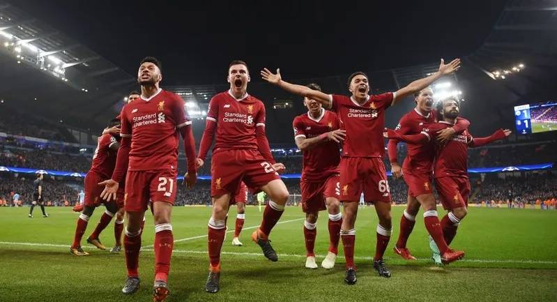 الدوري الانكليزي... ليفربول يبحث عن لقبه بمواجهة توتنهام غداً