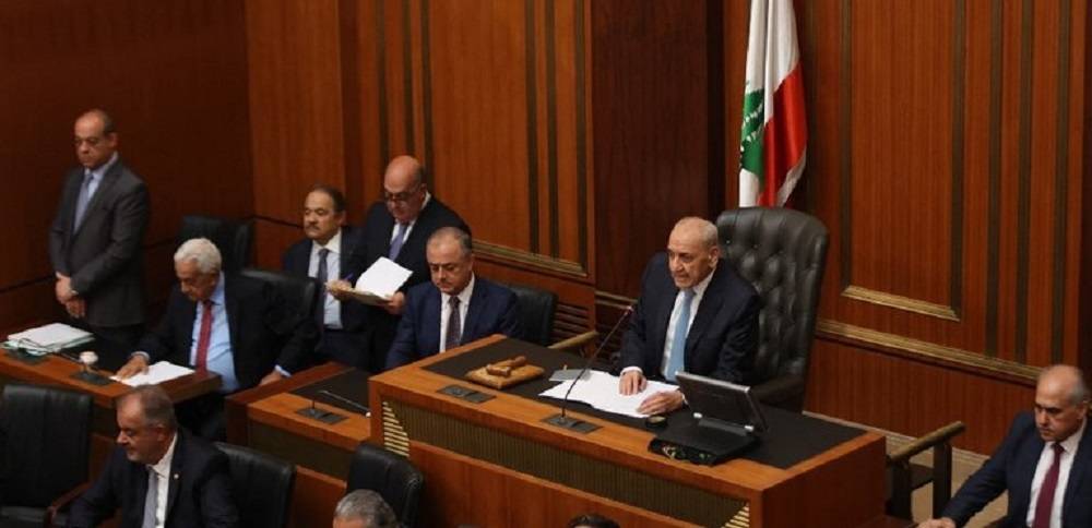الجلسة التشريعية في مجلس النواب... بري: الموضوع الطائفي والمذهبي المسيطر على البلد "مش نبيه بري ولا انتو بيمرقوا"