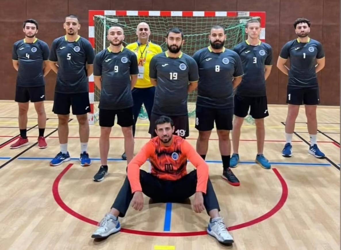 جاد أبو مراد لـ"الديار": الصداقة والجيش
أبرز المرشحين لاحراز لقب بطولة لبنان