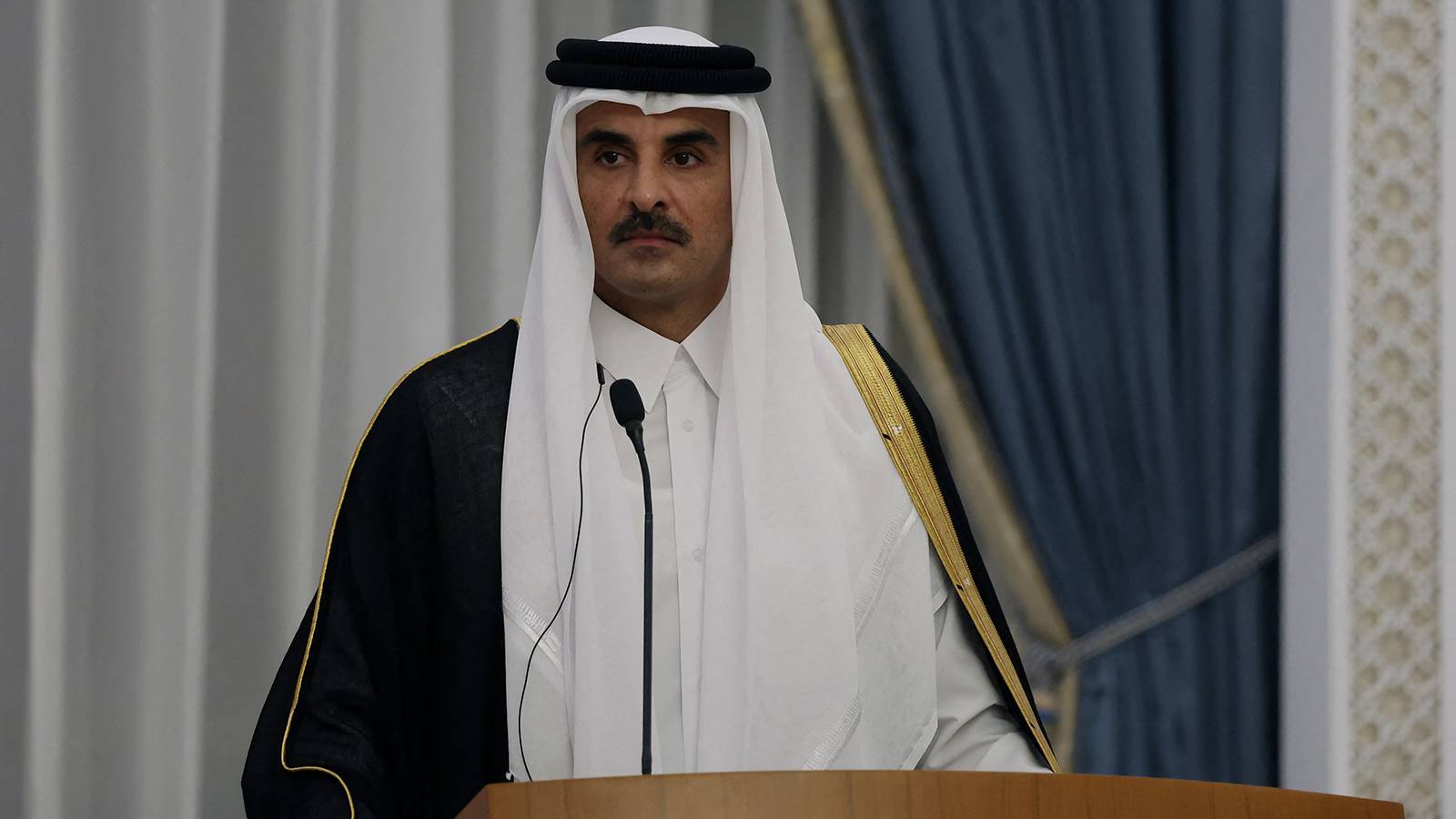 أمير قطر أكد دعم بلاده
للبنان في المجالات كافة
