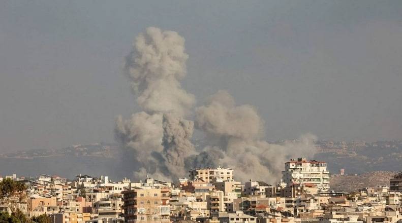 غارة عنيفة تستهدف الضاحية الجنوبيّة بعد إنذار مفاجئ و3 ضربات تحذيريّة 
عون: على أميركا وفرنسا إجبار "إسرائيل" على التوقف عن اعتداءاتها