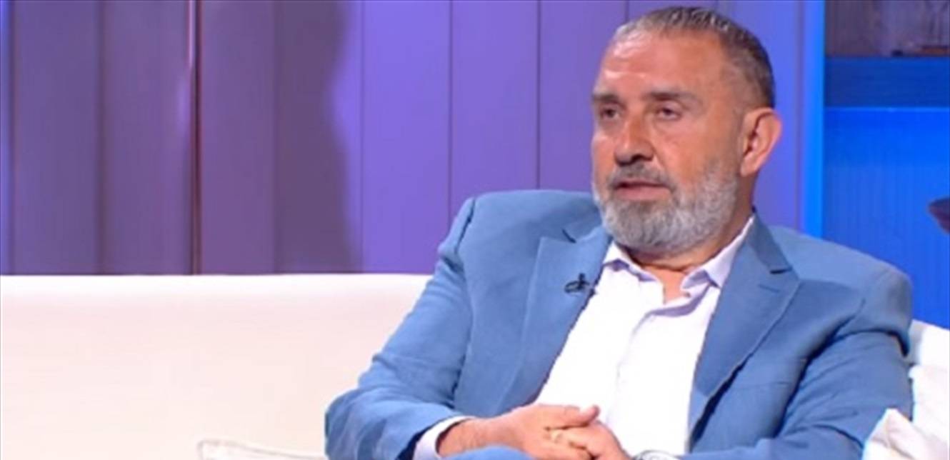 زوجته الأولى تُوفيت بـ"كورونا".. فنان لبنانيّ يتحدّث عن زواجه للمرّة الثانيّة: "بحبها لمرتي كتير"