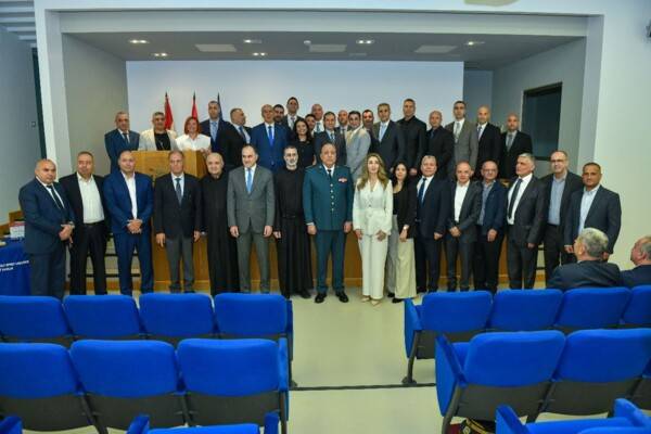 جامعة الروح القدس تخرّج ضباطا في الجيش اللبناني
