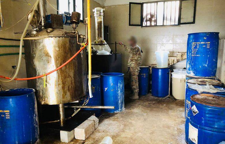 الجيش: دهم معمل لتصنيع
حبوب الكبتاغون في الهرمل