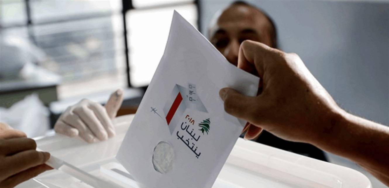 ممثل لبناني شهير ومخرجة يفوزان بالانتخابات البلدية