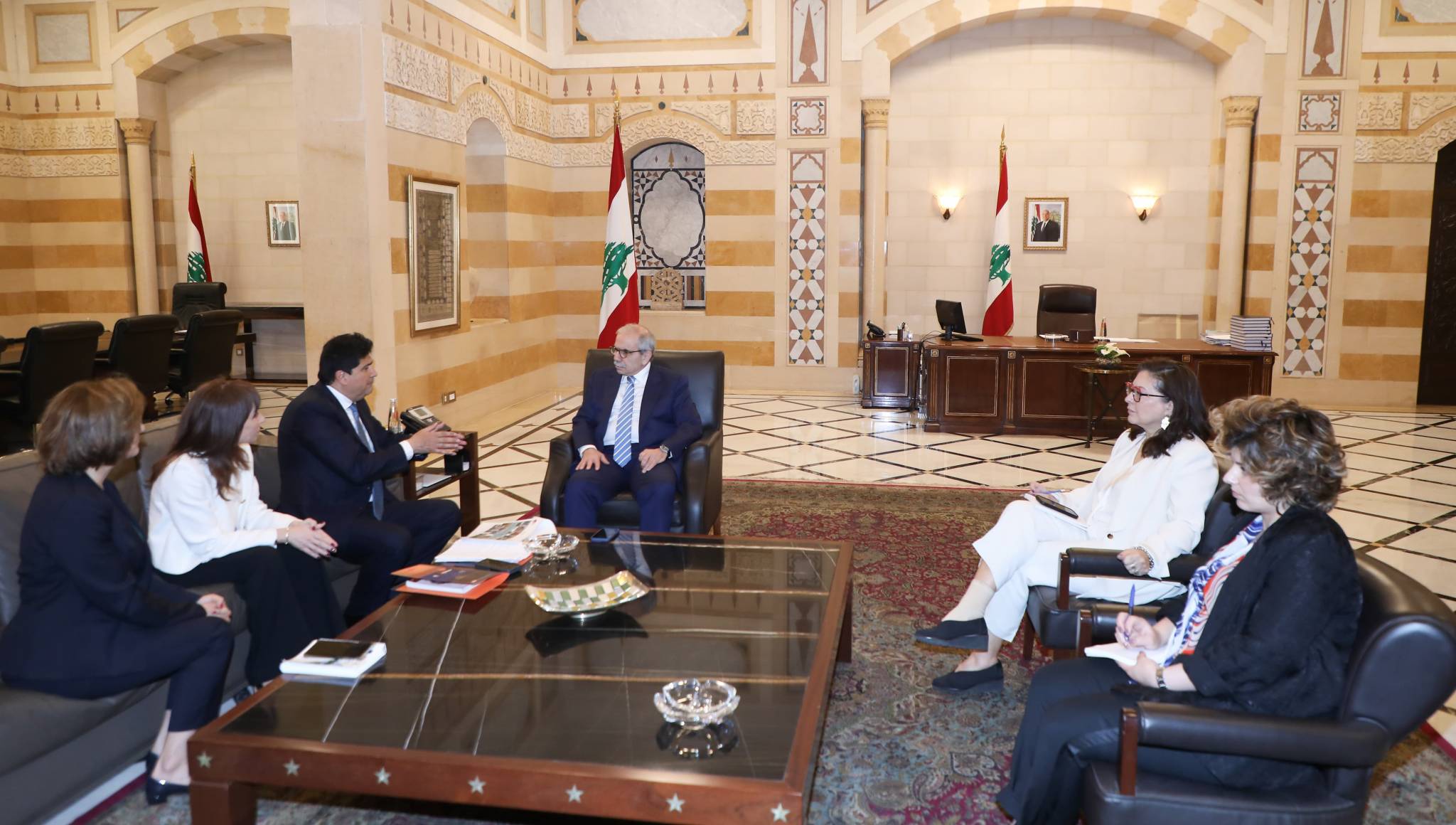 سلام: الرشوة الانتخابيّة ستُواجَه بإجراءات صارمة
وسيتمّ إنزال أشدّ العقوبات بحق المخلّين بالأمن