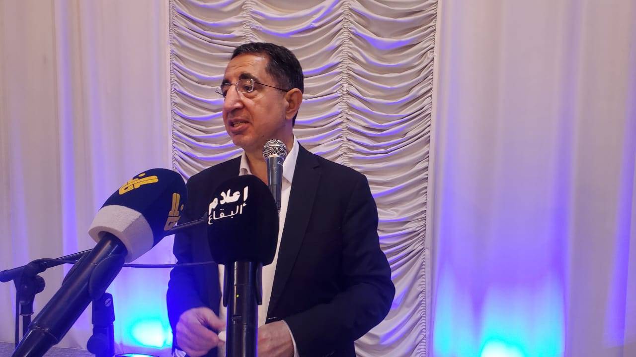 الحاج حسن: بعض السفارات تسعى
لتسييس المعركة الانتخابيّة في بعلبك- الهرمل