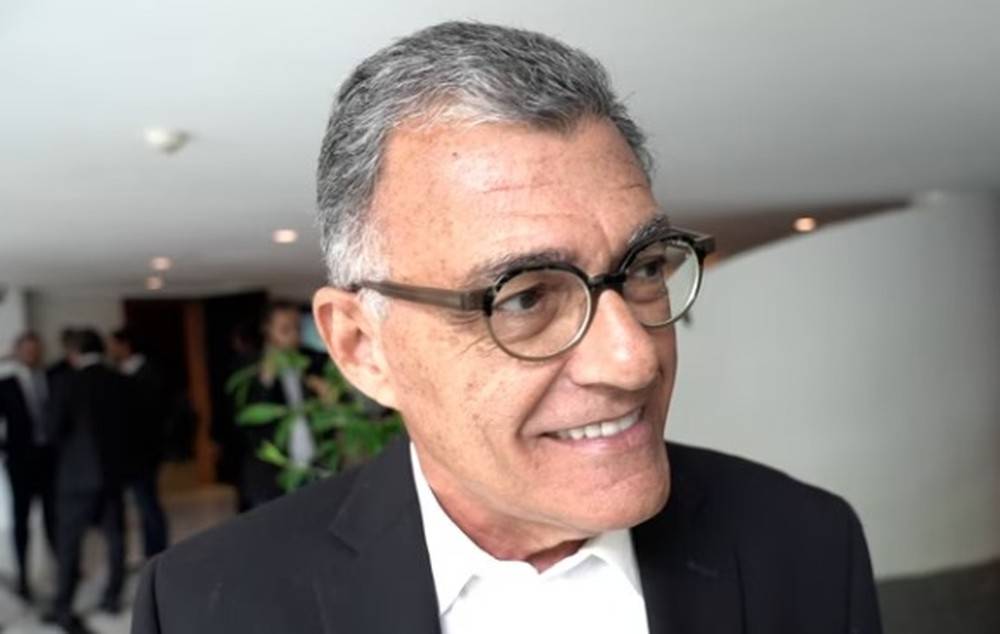 بعد 3 أيام من تعيين أنشيلوتي...
زلزال في الكرة البرازيلية