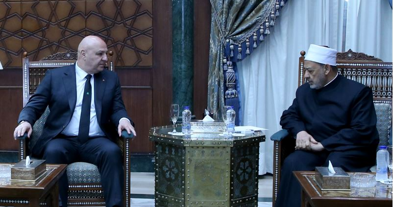 عون من مصر: لبنان مُلتزم بالـ 1701 وعلى المجتمع الدولي تحمّل مسؤوليّاته
السيسي: نشدّد على موقفنا فى دعم لبنان...ونرفض الانتهاكات