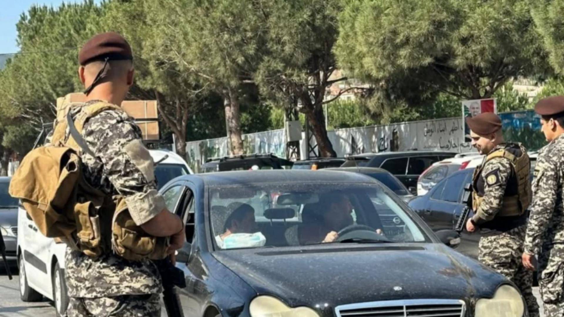 دوريات أمن الدولة باشرت تنفيذ
التدابير الأمنيّة حول مراكز الاقتراع