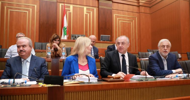 اللجان الينابيّة ناقشت اقتراحات قوانين
ووزيرا الماليّة والطاقة أبديا رأيهما في موضوع الإتفاقيات