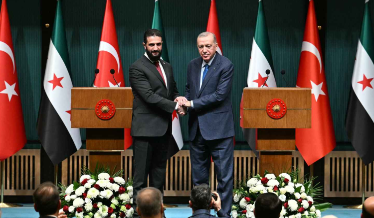 اردوغان يلتقي الشرع في إسطنبول