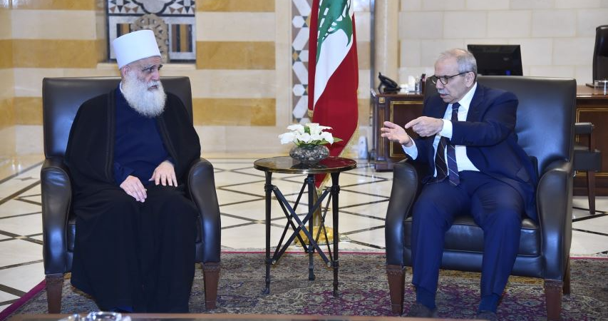 "مُلتزمون بعودة النازحين السوريين بأمانٍ وكرامة"
سلام: على أميركا الضغط على "إسرائيل"
 للالتزام باتفاق وقف إطلاق النار