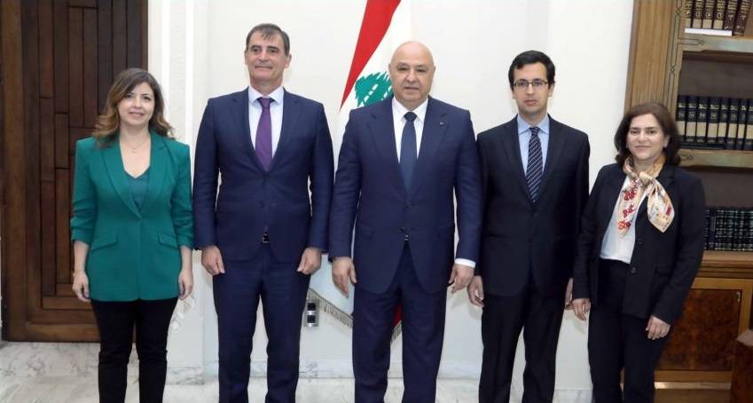الرئيس عون مستقبلاً صندوق النقد: ملتزمون بالإصلاحات والتعاون قائم بين المجلس والحكومة