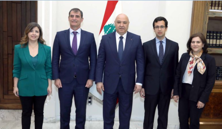 رئيس الجمهورية مستقبلًا بعثة صندوق النقد:

التعاون قائم بين المجلس والحكومة لاستكمال الإصلاحات