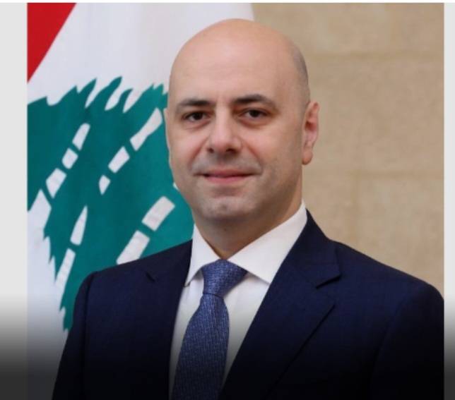 حاصباني: وقف التغطية الصحية للنازحين السوريين خطوة بالاتجاه الصحيح