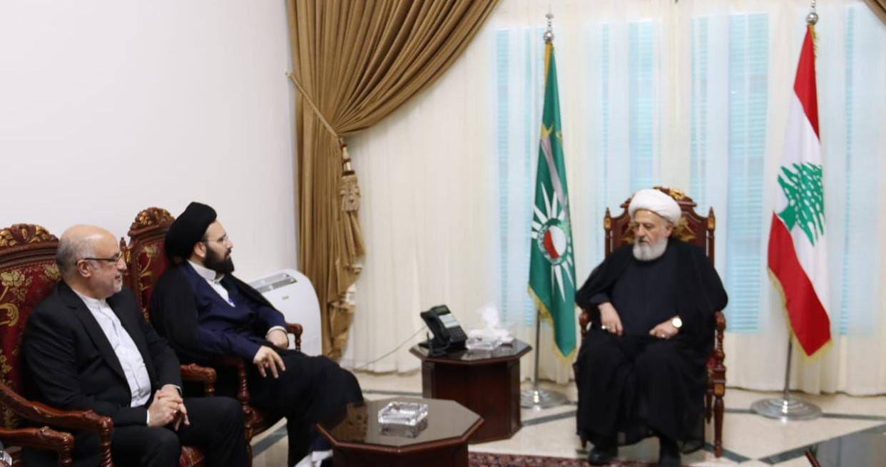 الخطيب استقبل أماني في ذكرى رحيل الخميني:
أعظم نهضة ثوريّة حققها من روحيّة الإسلام