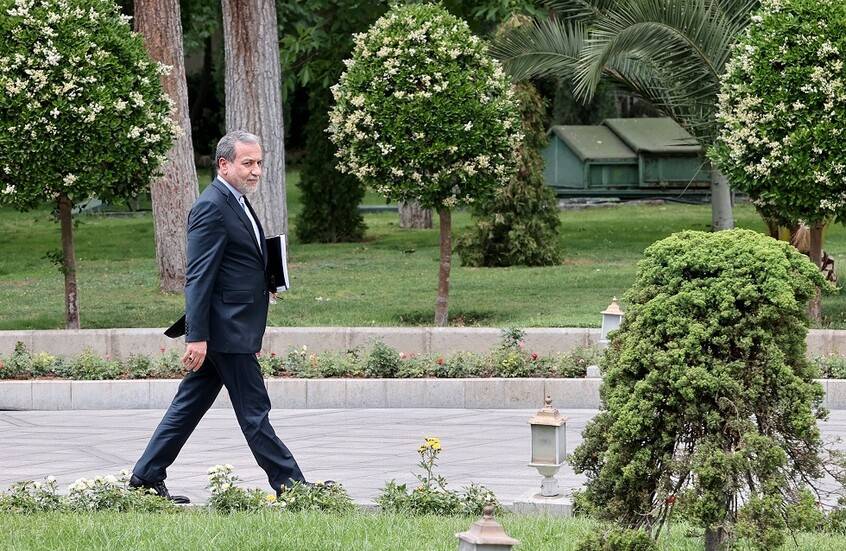 إيران تحذّر أوروبا من "خطأ استراتيجي كبير"