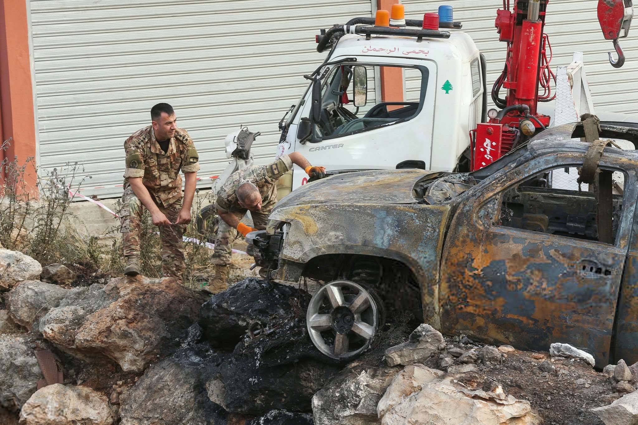 «اليونيفيل» مادة للابتزاز... و3 لاءات لرئيس الجمهورية
لا تعويل على زيارة لودريان... ولا مواعيد للاميركيين
حركة المطار مُمتازة... ومُؤتمر استطلاعي للاعمار اليوم
