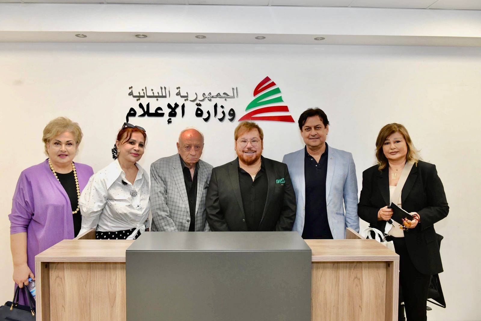 وفد "مهرجان الزمن الجميل" يلتقي وزير الإعلام بول مرقص: "الدورة الثامنة برعاية وحضور رسمي".