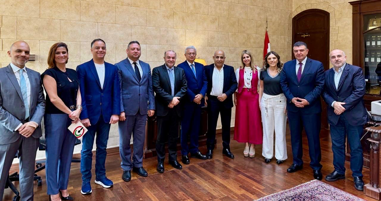 تجمع الشركات اللبنانية زار قباني:
نعَول على مجلس الإنماء والإعمار
لإعادة البناء وتطوير البنية التحتية