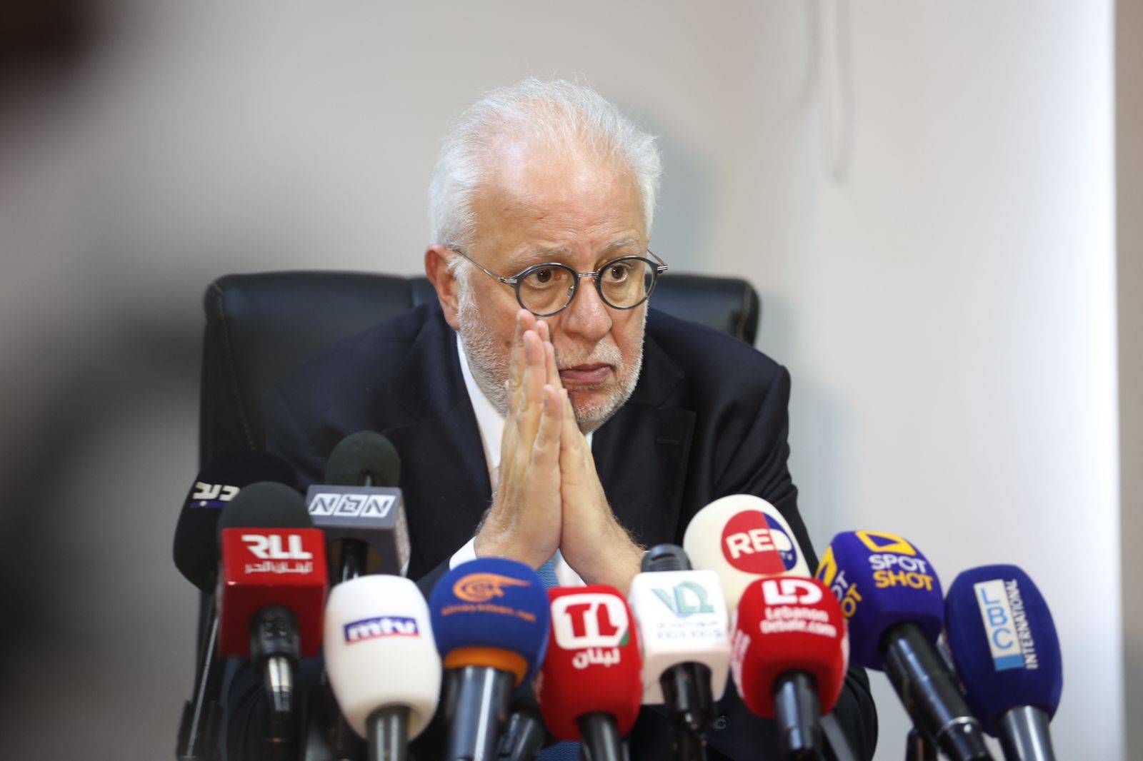 "واجبي إبعاد القضاء عن السياسة"
نصار: لن أستقيل... وأترك البطولات
الوهميّة والإستغلال السياسي لغيري