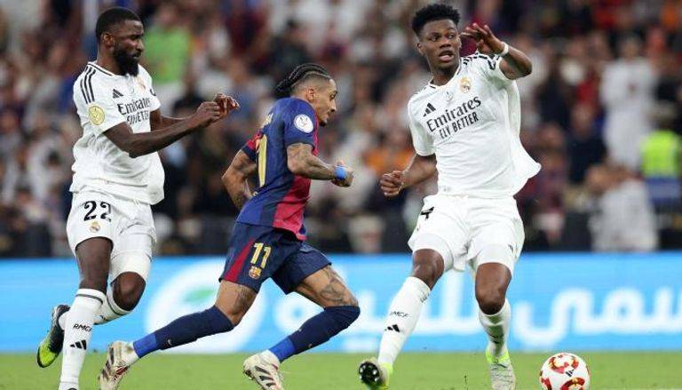 دوري أبطال التواصل الاجتماعي...
ريال مدريد يهزم برشلونة