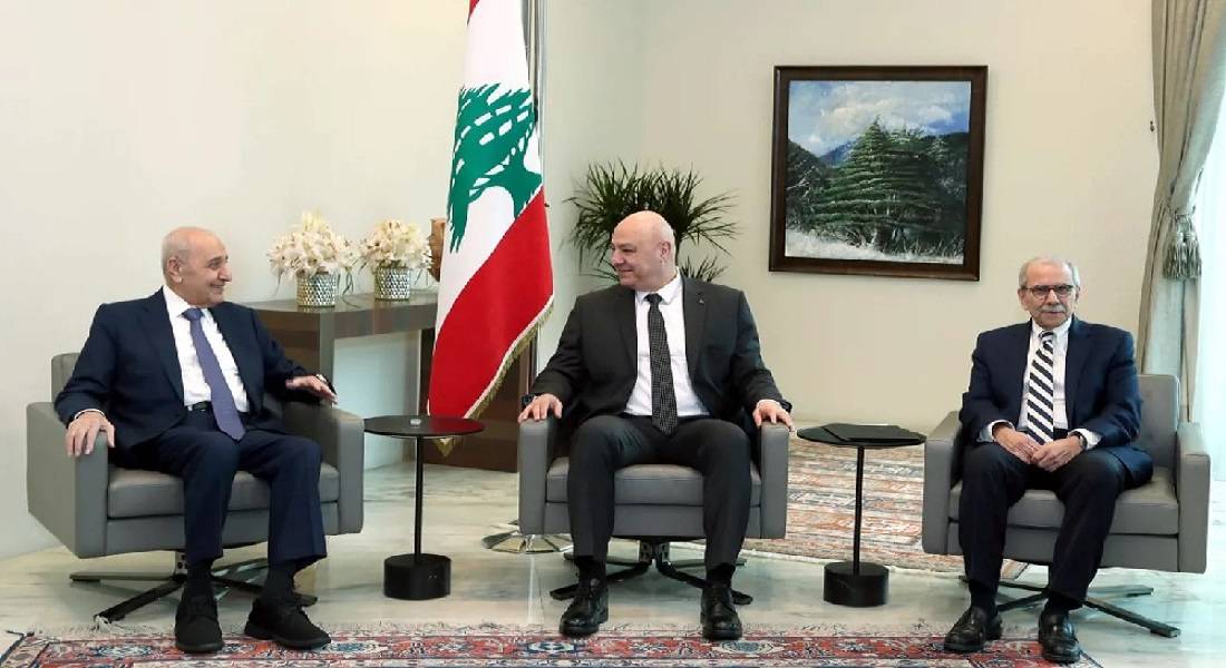 5 عناصر لتأمين شبكة الأمان من تداعيات الحرب بين إيران و"اسرائيل"
تناغم رئاسي لتحصين الإستقرار وأداء الدولة... ودور مُتقدّم للرئيس عون