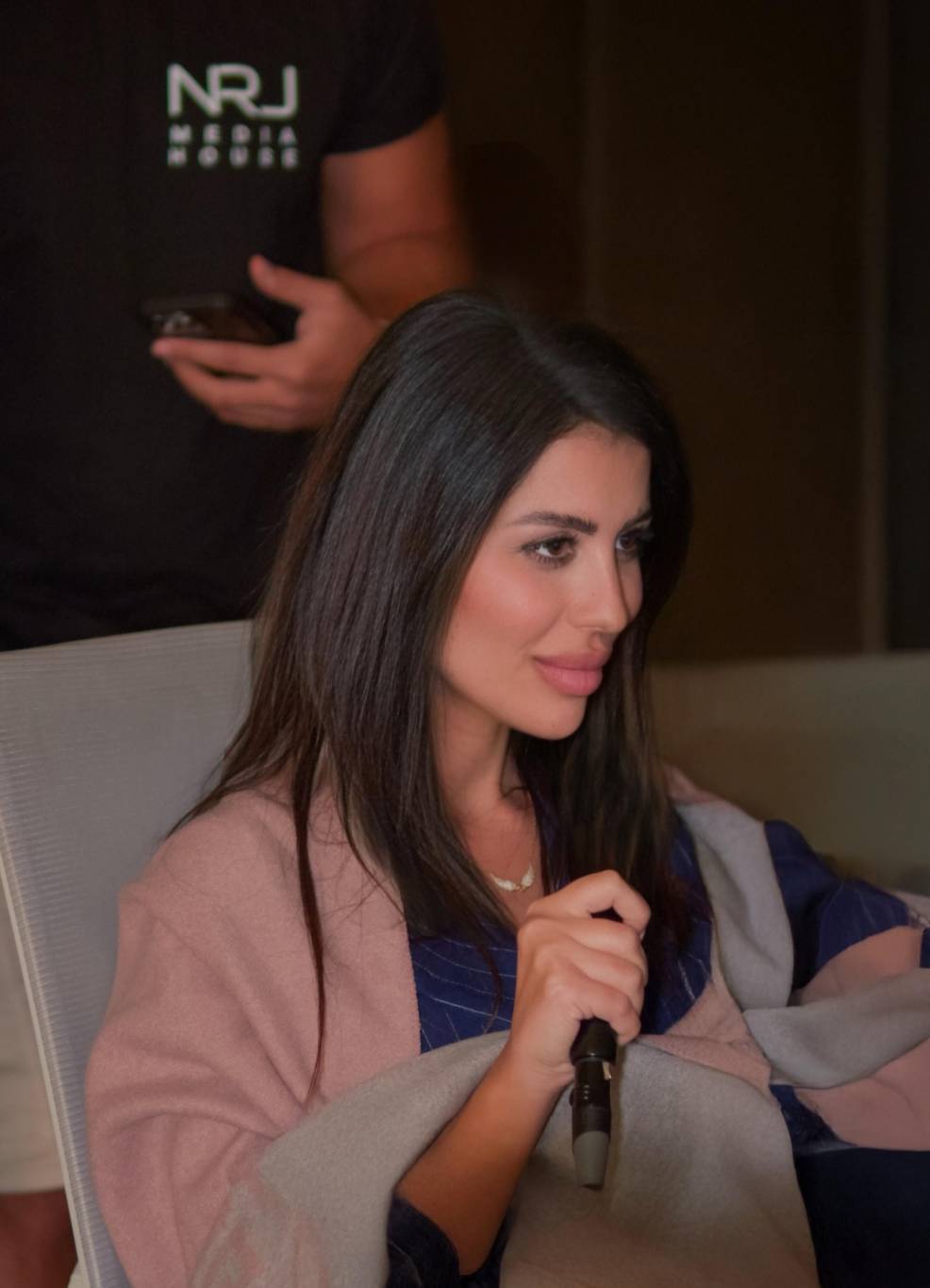 ريمي العمار تُجسّد رؤية سمو الشيخة مهرة بجمال بصري مستوحى من روح الصحراء