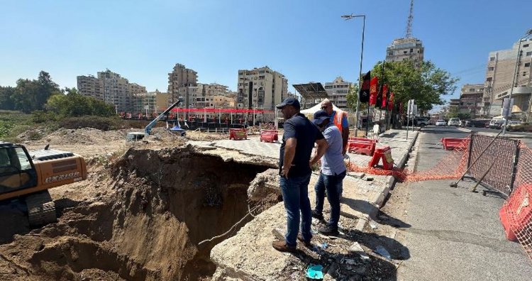 إصلاح الأعطال في شبكة الصرف
الصحي المتضررة من "العدوان" في صور