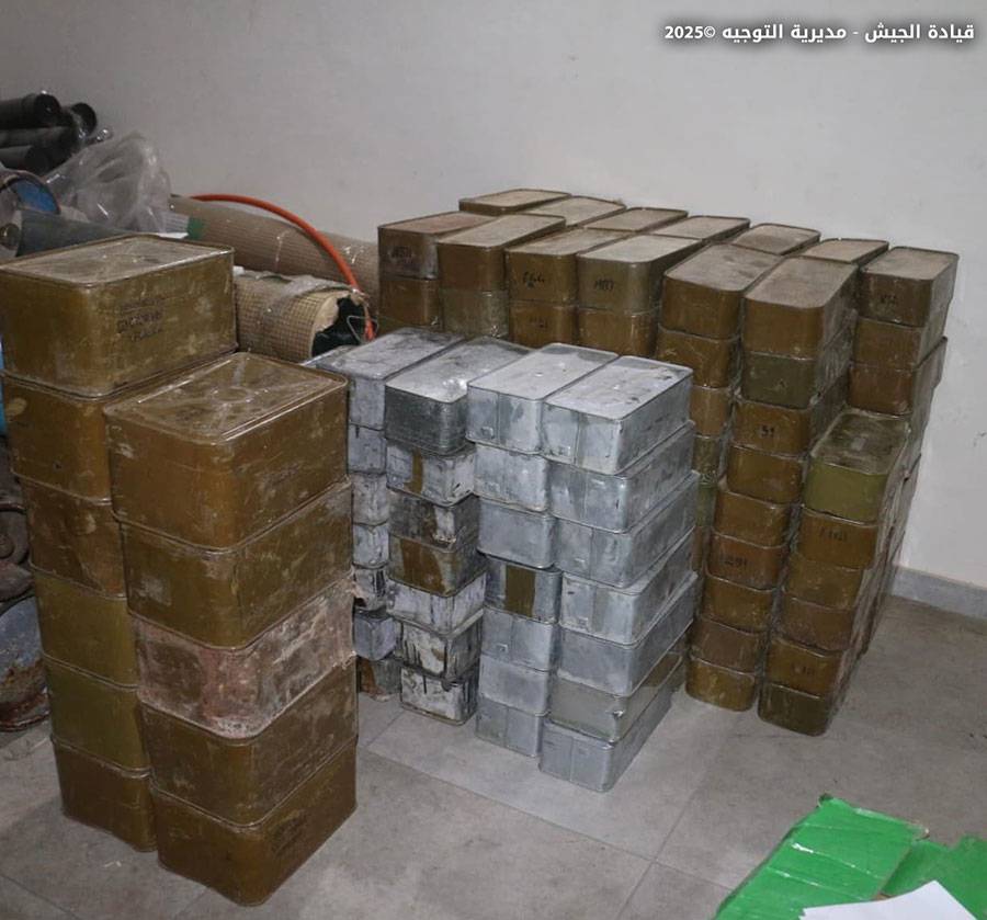 الجيش: عمليّات دهم وضبط
كميّة كبيرة من الأسلحة والذخائر