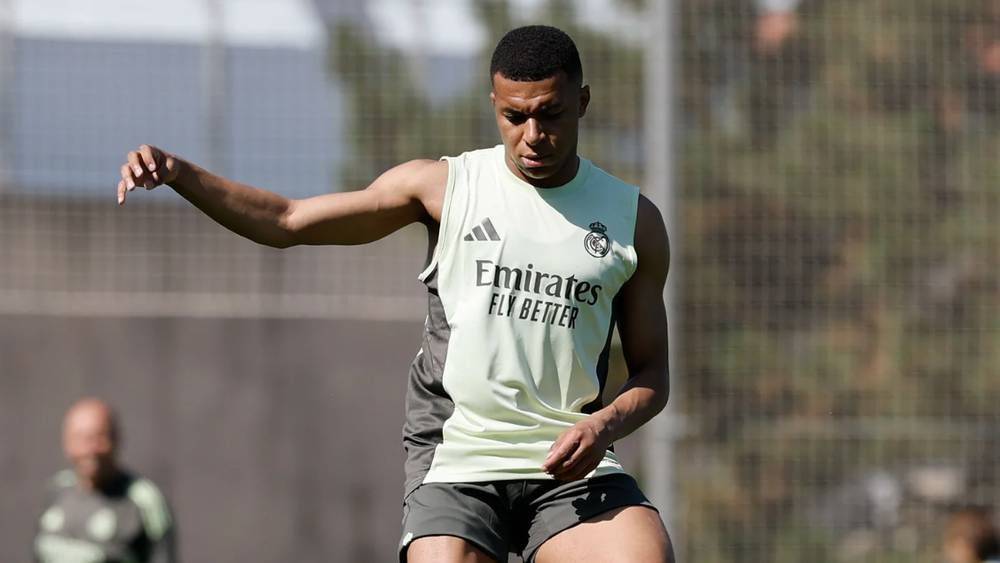 ريال مدريد يعلن عن تطور جديد في حالة مبابي