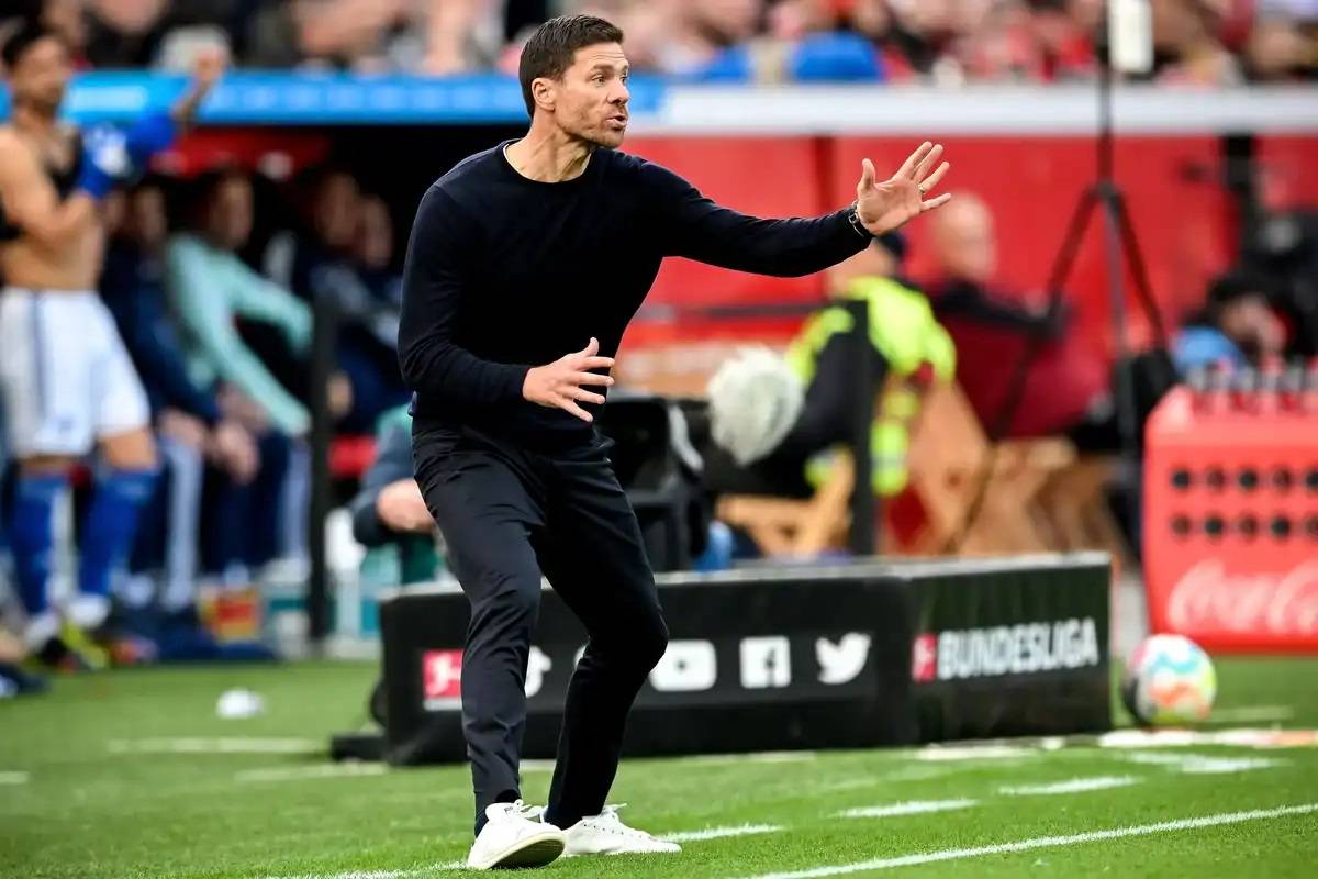 فشل في أول اختبار...
ريال مدريد ألونسو يُثير القلق مبكراً
