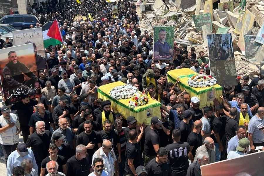 حزب الله شيّع شهيدين على طريق القدس في مدينة الخيام
الموسوي: إيران الدولة الأولى التي تقف على خط الجهاد لتمثل قلعة المقاومة
جشي: المشروع الأميركي يريد إخضاع دول المنطقة للتسلّط عليها وسلب ثرواتها