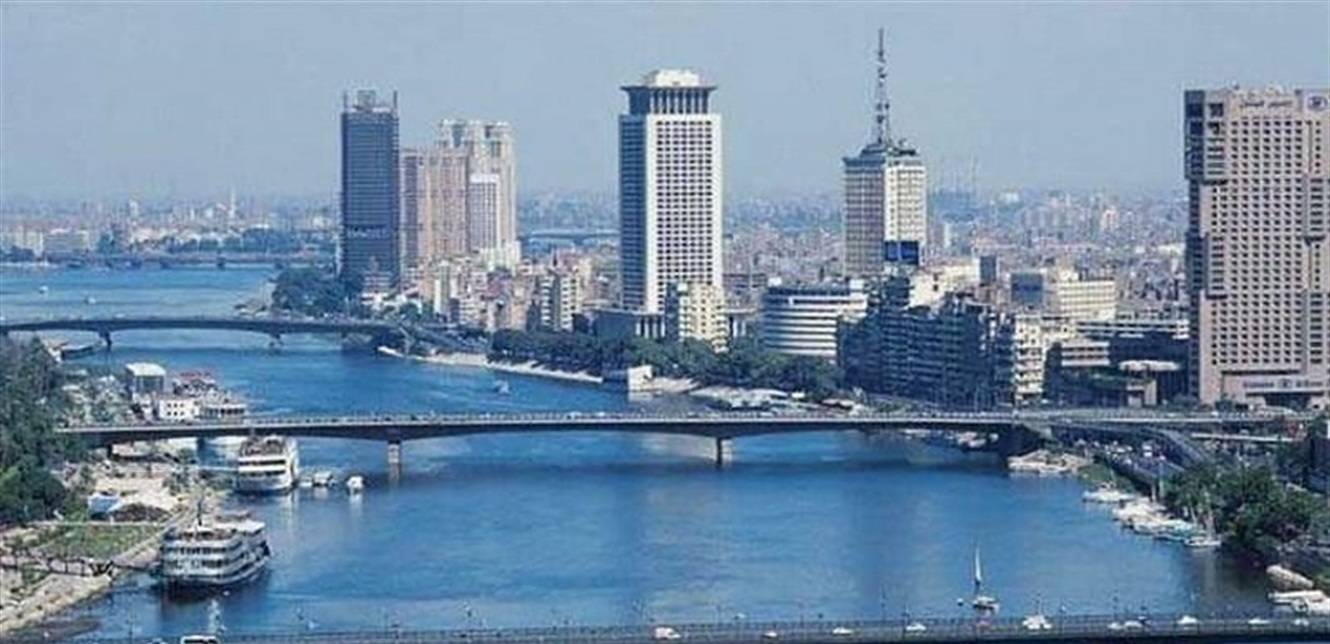 انتشال جثة غريق من داخل نهر النيل